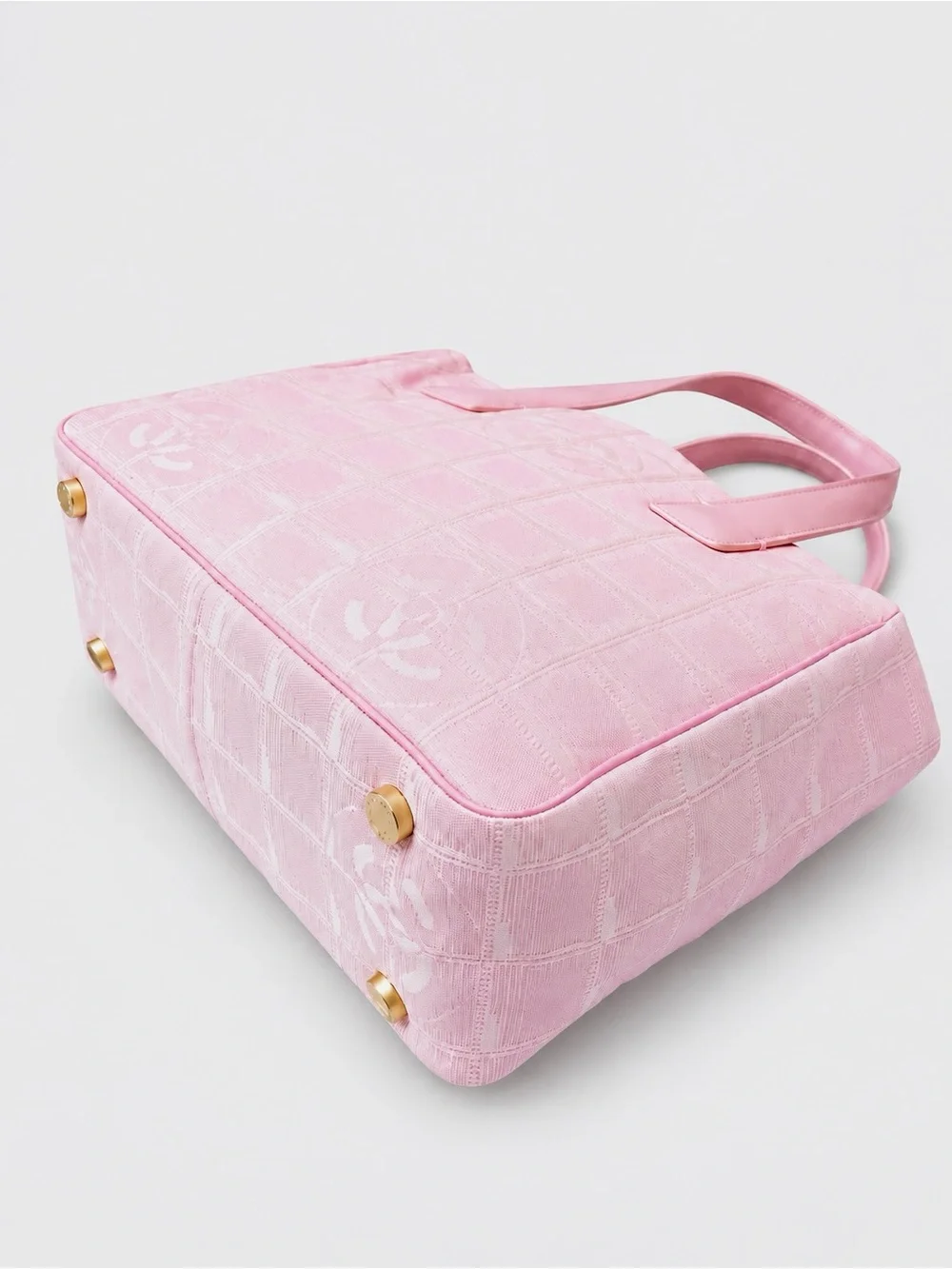 CHANEL Pink CC logo Travel Ligne Tote